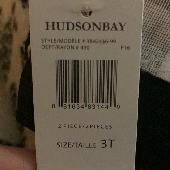 Calvin Klein long sleeved shirt - Picture 2 of 2